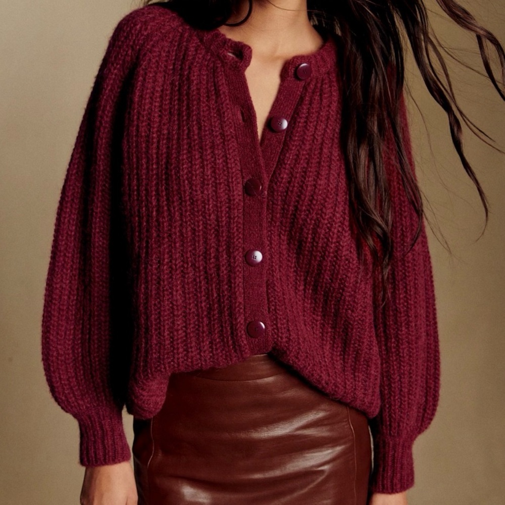 *NWT* Sézane Emilie Cardigan
Burgundy XS